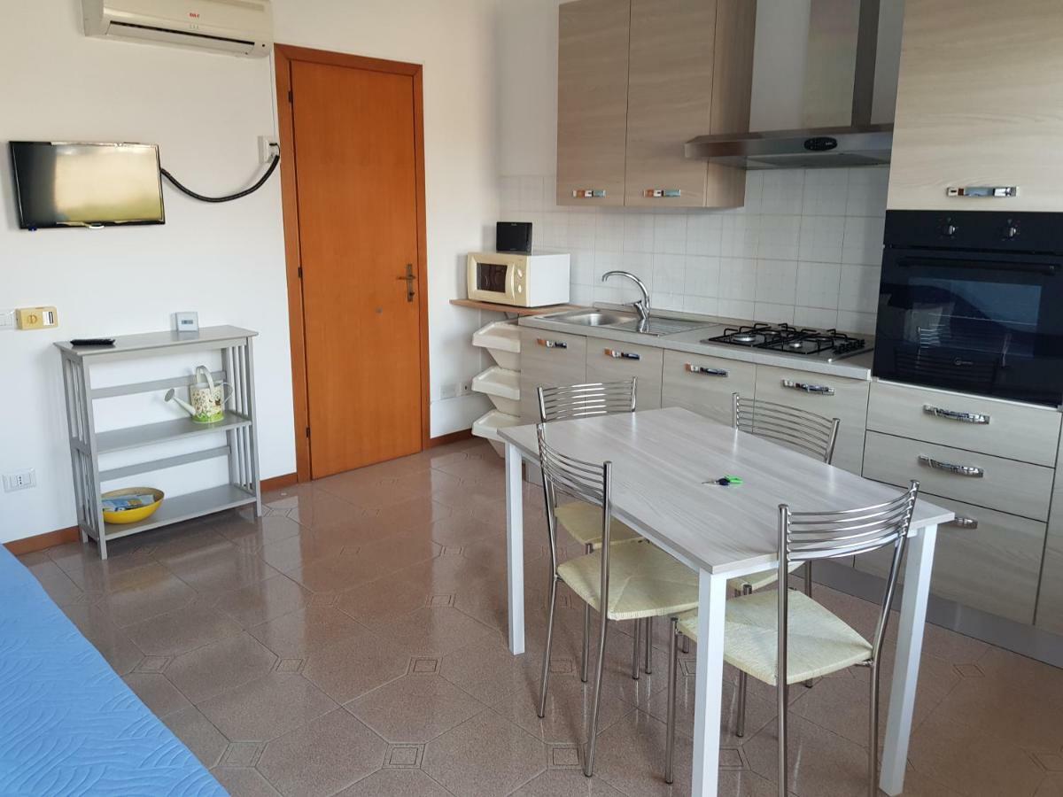 Apartment Schiavoni Fano Exterior foto